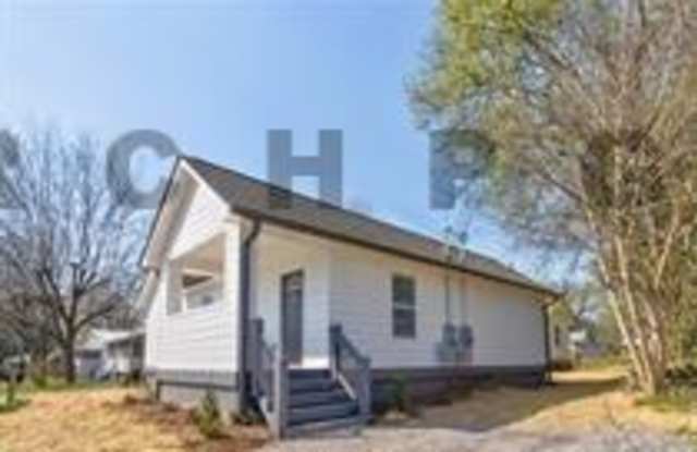 49 East 16th St. Southwest