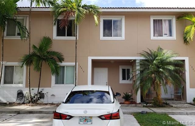 13910 SW 175th Ter - 13910 Southwest 175th Terrace, Richmond West, FL 33177