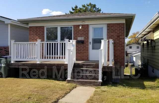 Photo of 7703 Alaska Ave