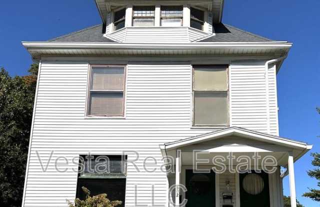 Photo of 502 E Locust St.