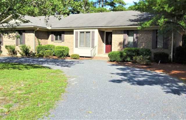 Photo of 1410 Monticello Drive