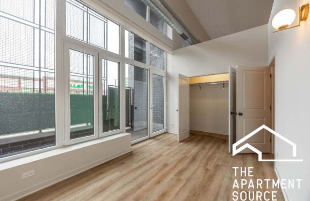 3209 North Narragansett Avenue