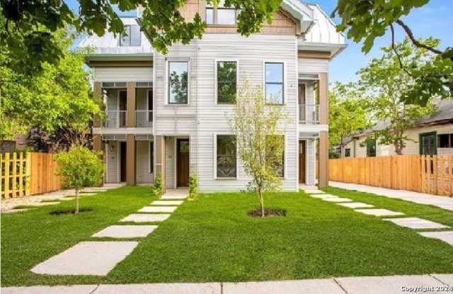 Photo of 808 E CARSON ST unit: 102