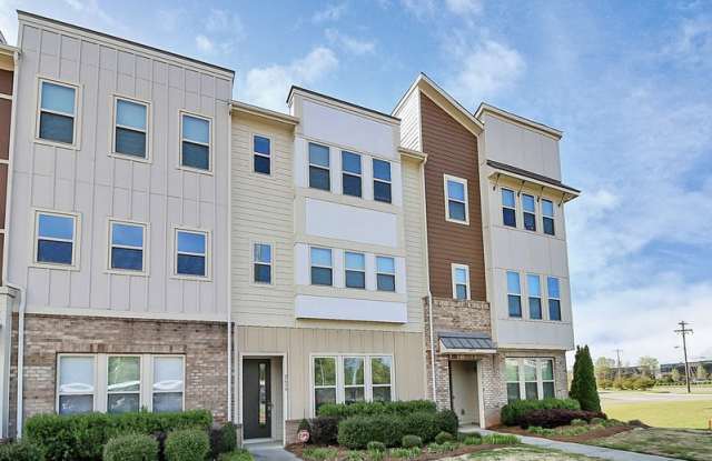 2633 Statesville Avenue - 1