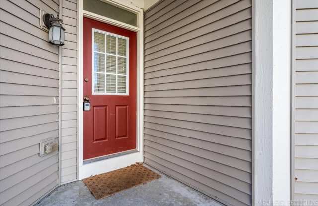 2819 White Thorn Avenue unit: 0