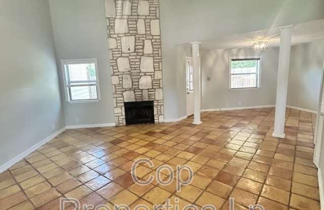 8573 Echo Creek Lane