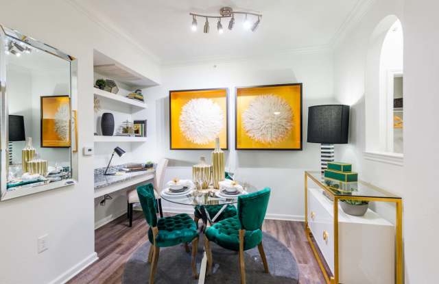 Cortland Walnut Hill