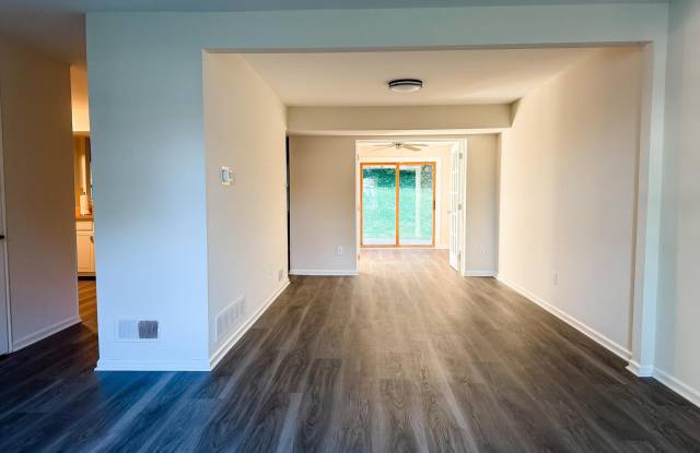 112 LLANDOVERY Drive