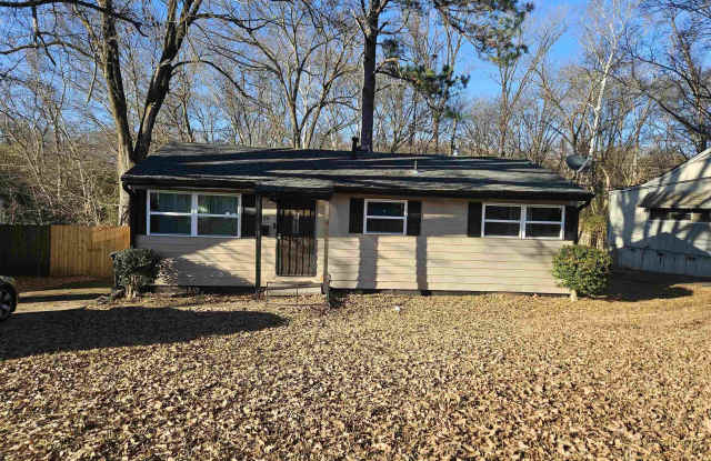 128 THOMAS CIRCLE