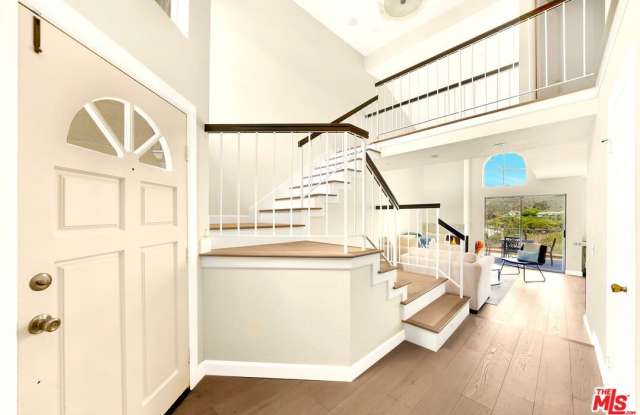 32396 Outrigger Way