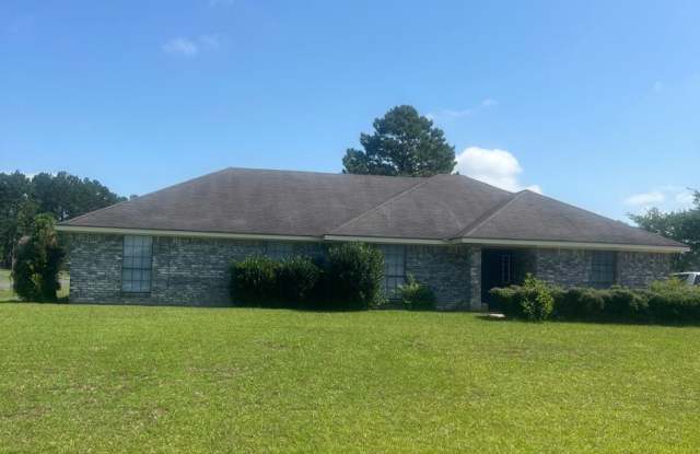 176 Angelina - 176 Angelina Street, Vernon County, LA 71446