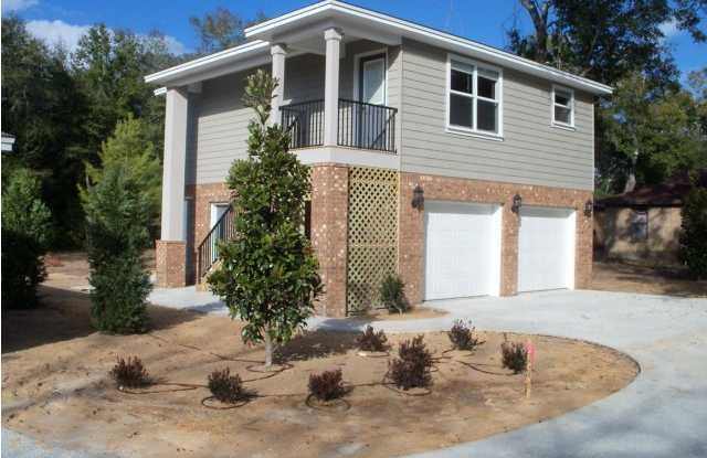 1124 Bayshore Drive