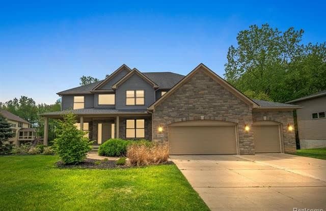 1475 ST JAMES Boulevard - 1475 Saint James Woods Boulevard, Washtenaw County, MI 48108