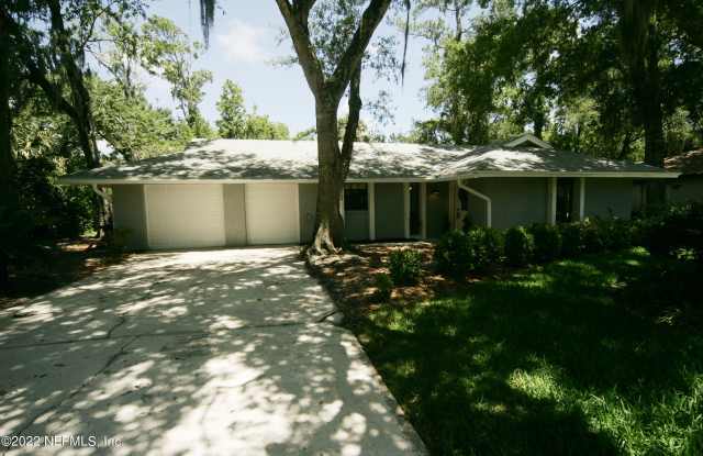 111 GRANADA LN - 111 Granada Lane, Palm Valley, FL 32082