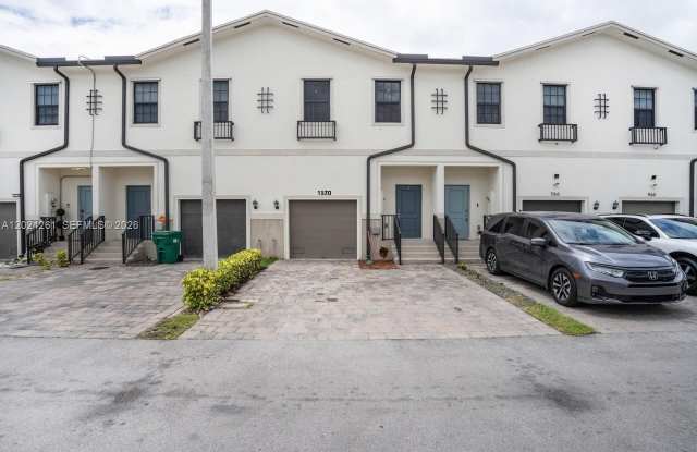 1170 SW 7th Ct