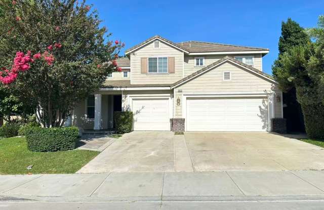 6 Bedroom home for lease in Eastvale