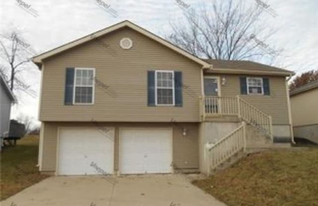 324 N. Queen Ridge Ave. - 324 N Queen Ridge Ave, Independence, MO 64056