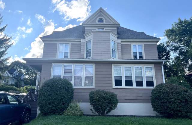16 Pleasant Street