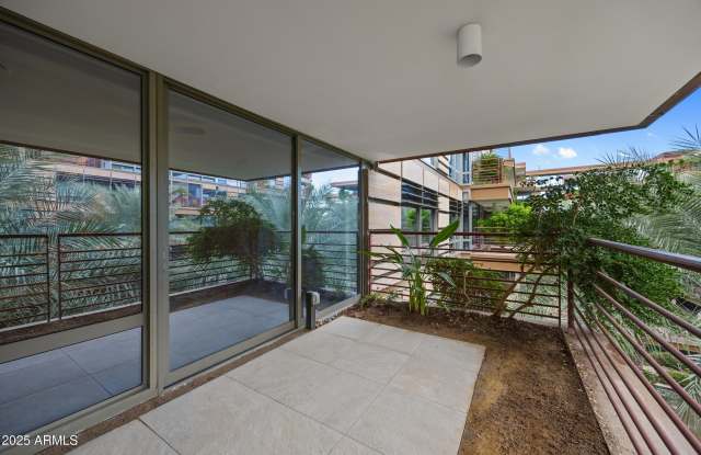 7137 E RANCHO VISTA Drive unit: 4003