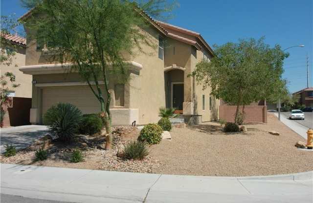 528 ROUND REIGN Avenue