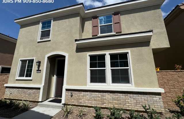 Rialto 3 Bedroom Furnished Home