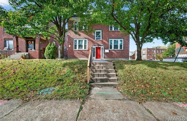 5803 S Kingshighway Boulevard