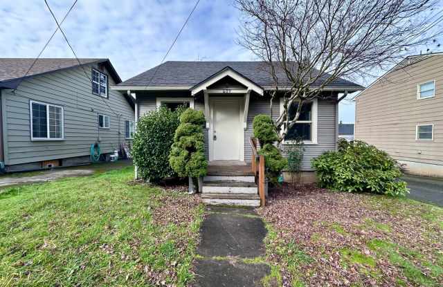 Photo of Adorable Home in a Historic Oregon City Neighborhood