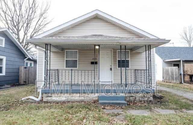 2103 E 46th St