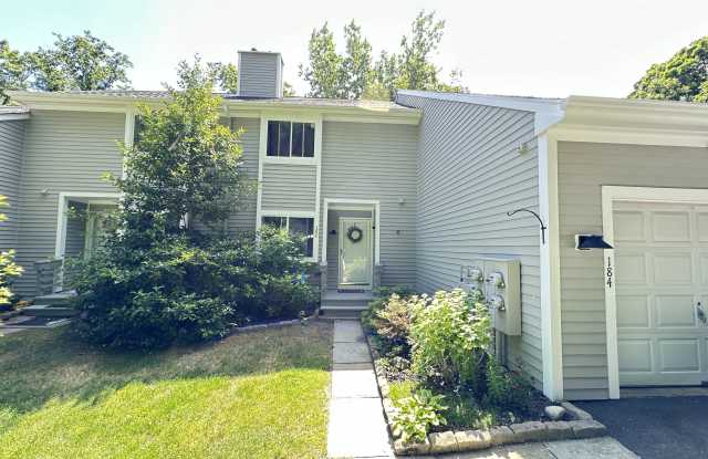 675 Townsend Avenue