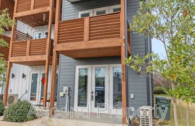 Photo of 3155 St Elmo Ave