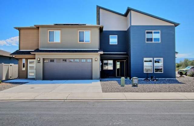 380 White River Drive