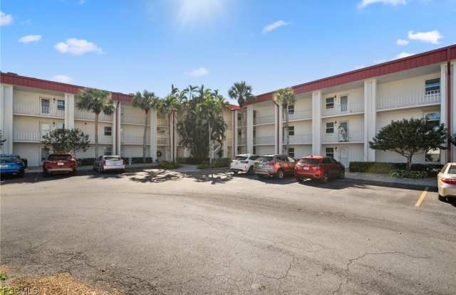 Photo of 1700 Pine Valley Drive unit: 314