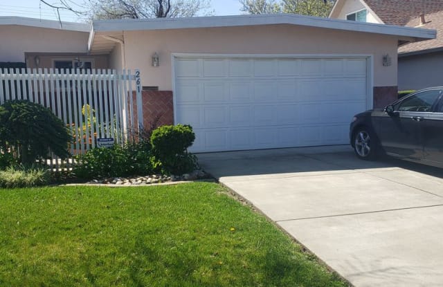 261 Berryessa Dr. - 261 Berryessa Drive, Vacaville, CA 95687