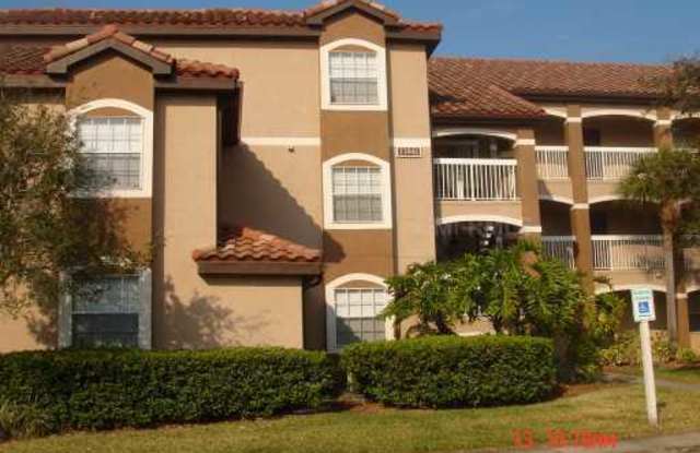 2/2 Condo For Rent at 13941 Fairway Island Drive #732 Orlando, FL 32837 - 13941 Fairway Island Drive, Hunters Creek, FL 32837