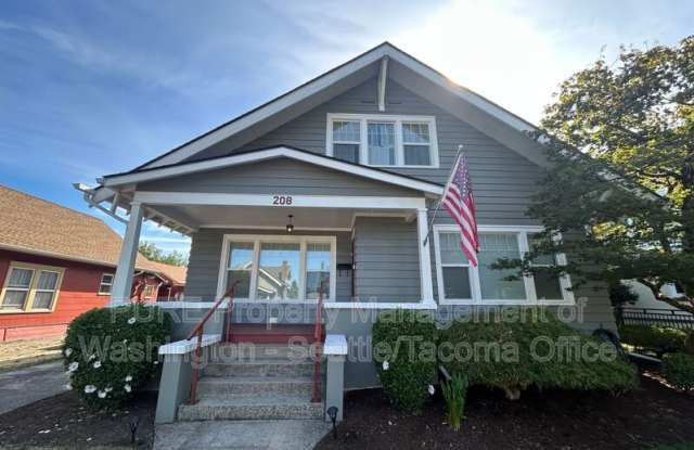 208 N Washington Avenue