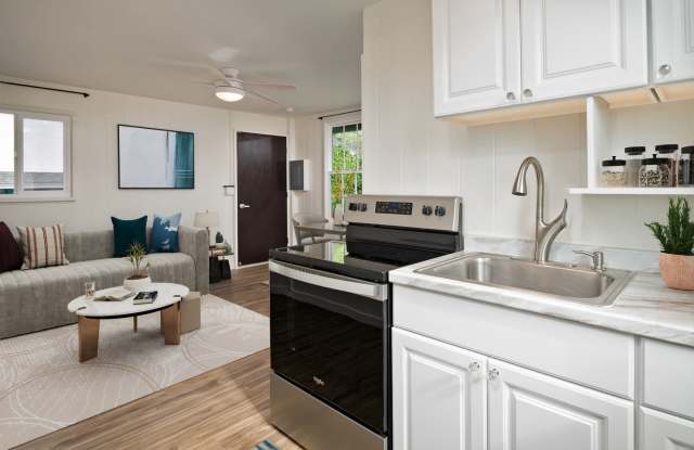 2883 Oahu Avenue - Cottage