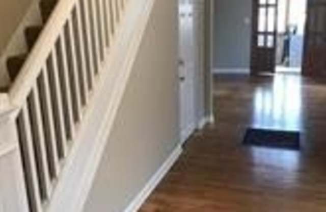 235 RIVERVIEW Avenue unit: A