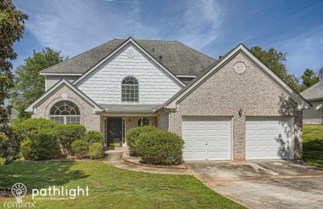 552 Howell Dr UNIT