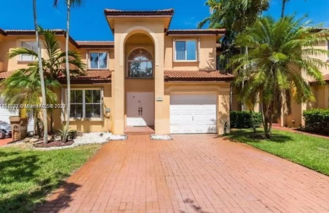 210 Mahogany Ter - 210 Mahogany Terrace, Davie, FL 33325