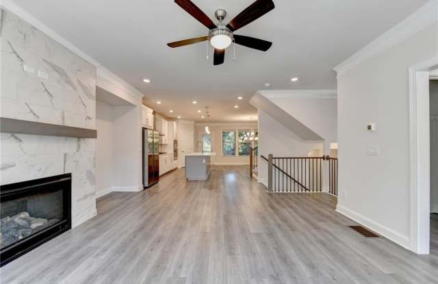 3159 Clairebrooke Avenue