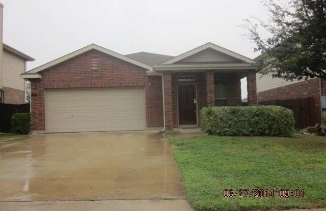 524 FOXFORD RUN DR