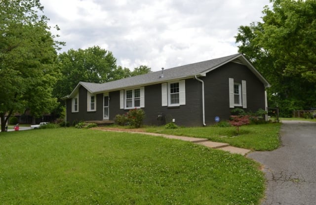 301 Nottingham Pl - 301 Nottingham Place, Clarksville, TN 37042