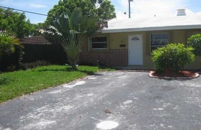 2601 Ne 18th Terrace