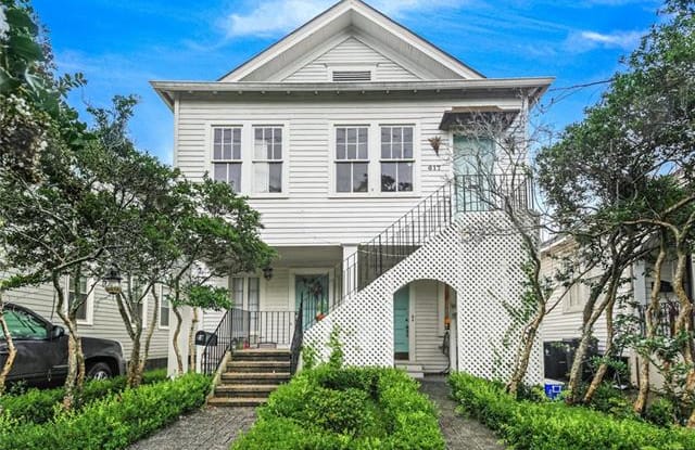 619 HENRY CLAY Avenue - 619 Henry Clay Avenue, New Orleans, LA 70118