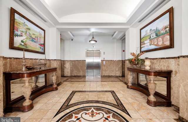 9255 CENTER Street unit: 410