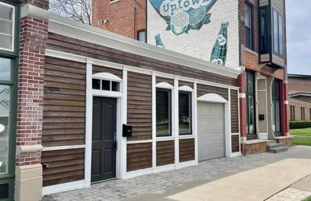 810 Lapeer Ave.