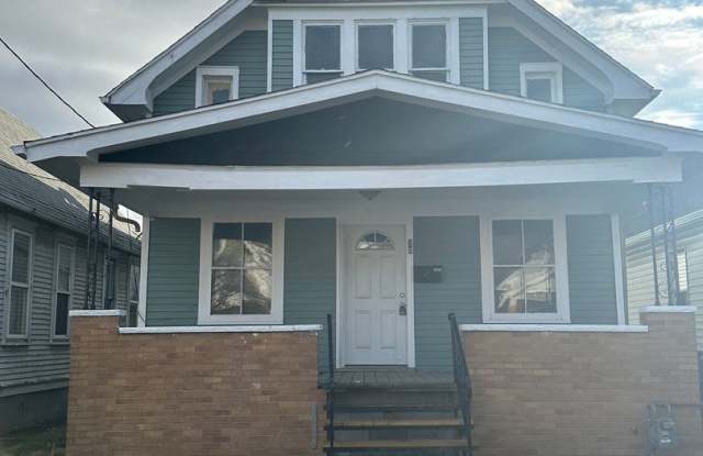 4 Bedroom 1 Bath
