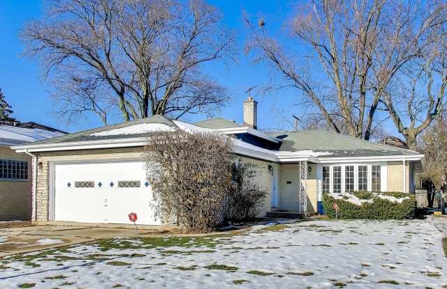 Photo of 1006 Devon Avenue