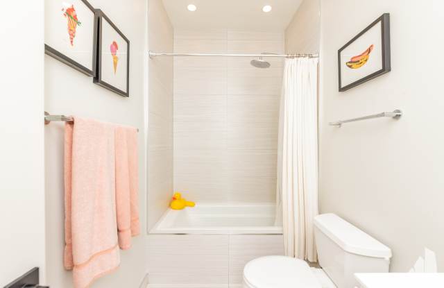 Photo of 1944 W Crystal St