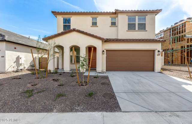 Photo of 21283 W EDGEMONT Avenue